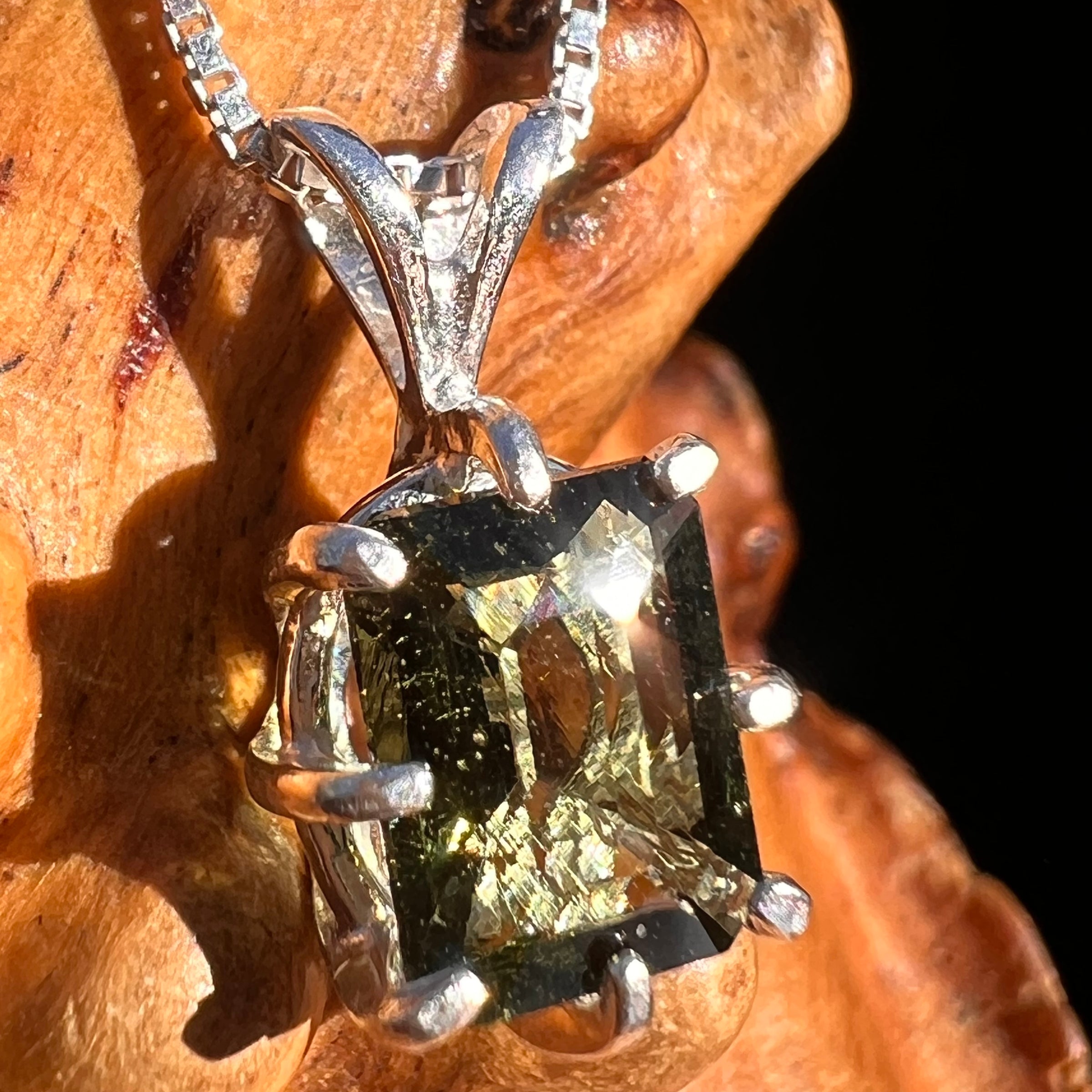 1.8 Ct Moldavite Gem Pendant Sterling Silver #8059-Moldavite Life