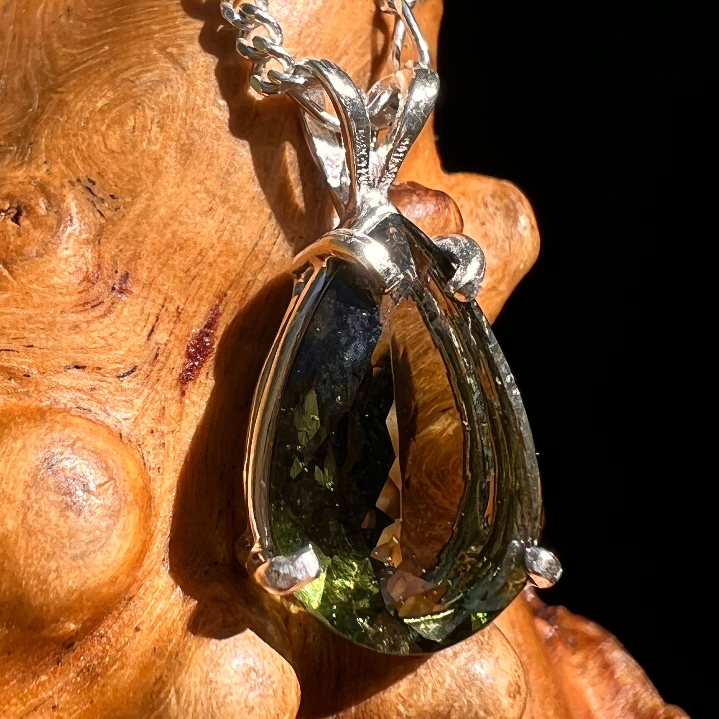 2.8 ct Faceted Moldavite Pendant Sterling Silver #8521-Moldavite Life