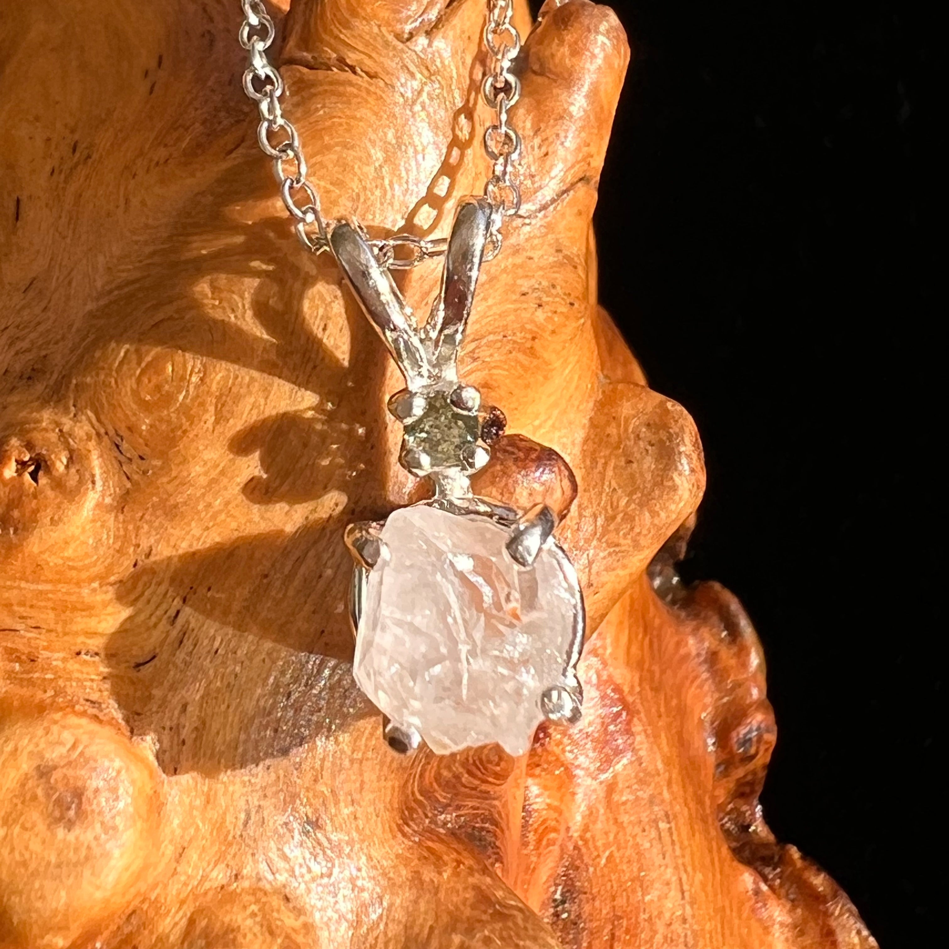 Czech Meteorite Impact Glass Crystal Necklace Pendant Energy Stone Healing  Crystals Green Moldavite Jewelry, SBOTTON8573. : Amazon.co.uk: Home &  Kitchen