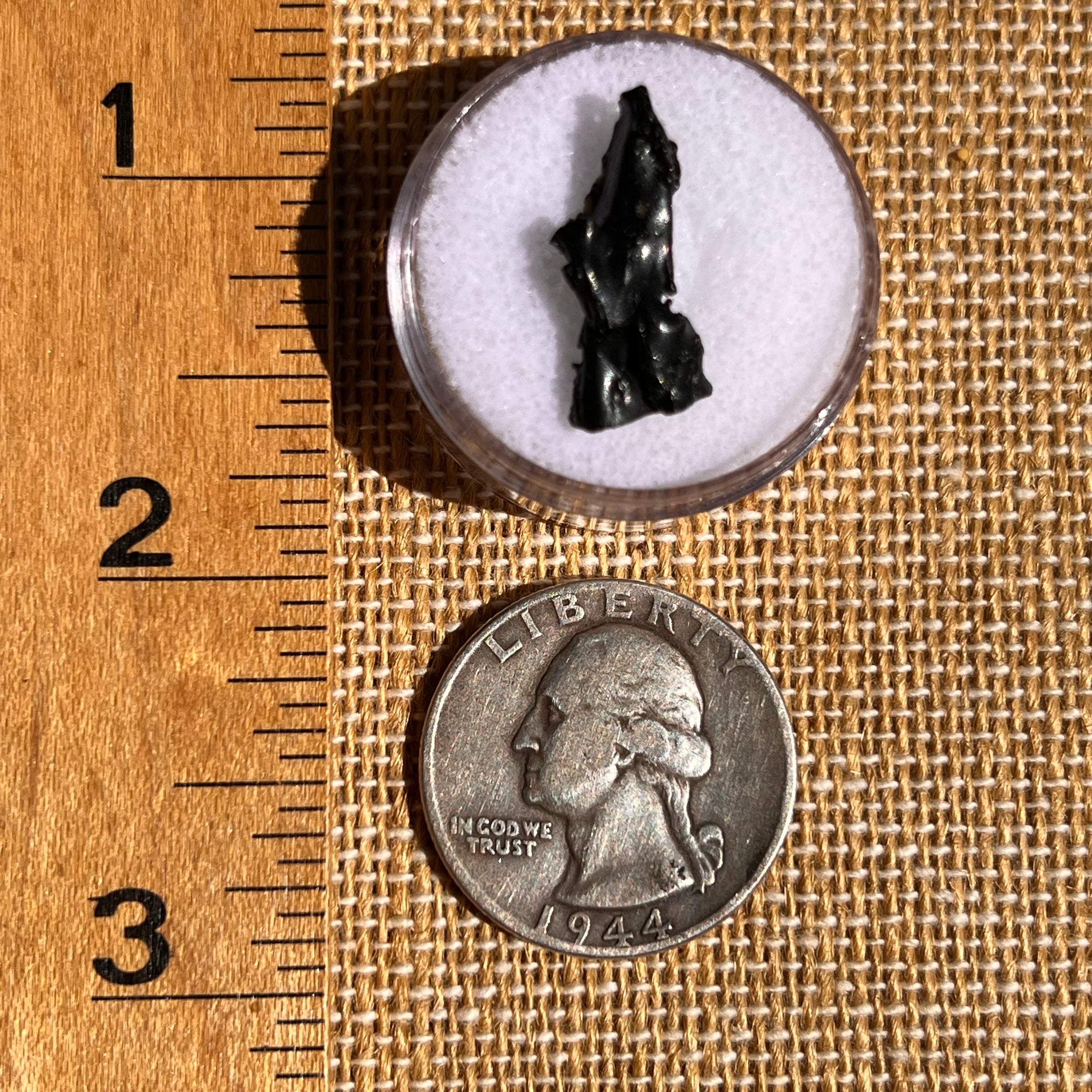 Irgizite Tektite #116-Moldavite Life