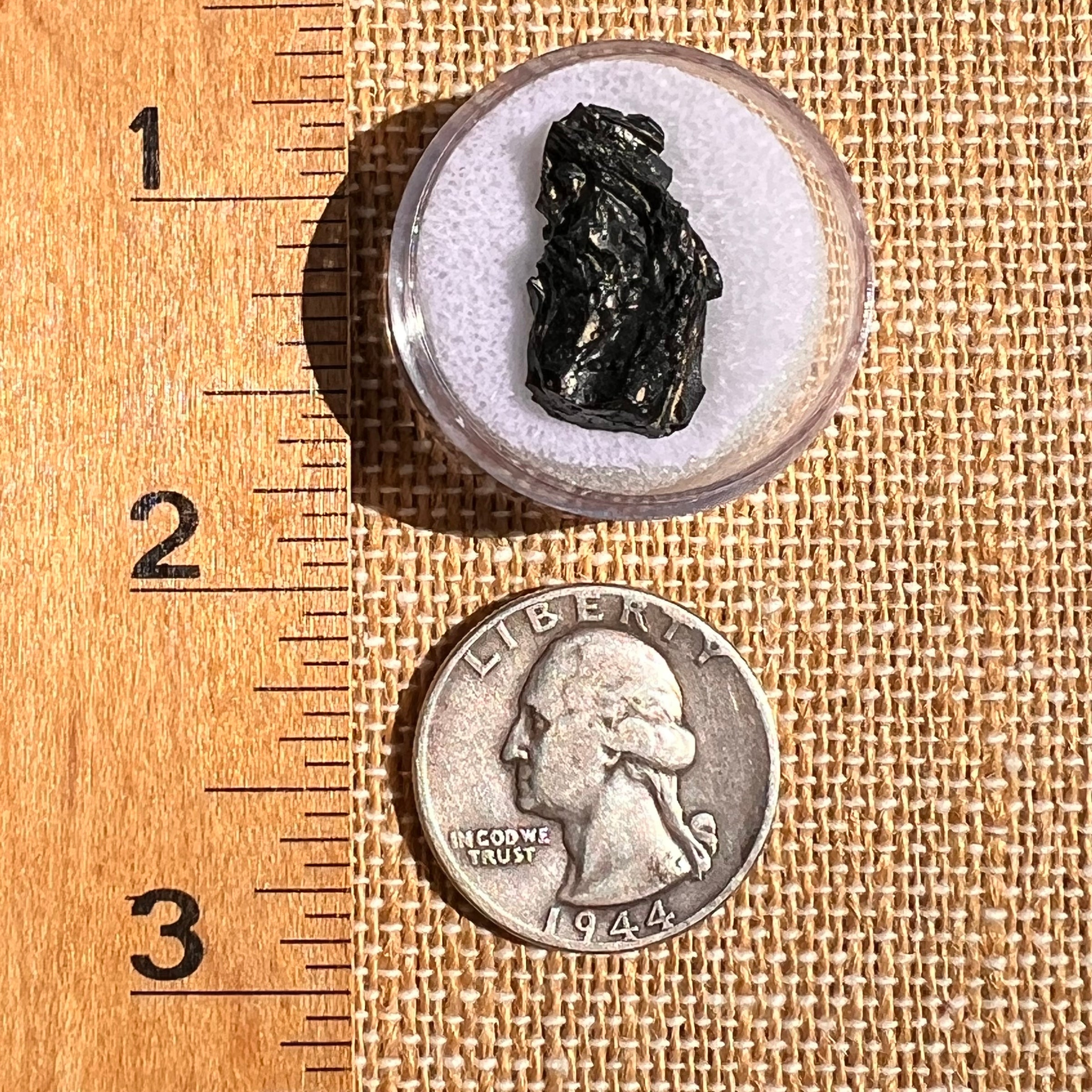 Irgizite Tektite #94-Moldavite Life