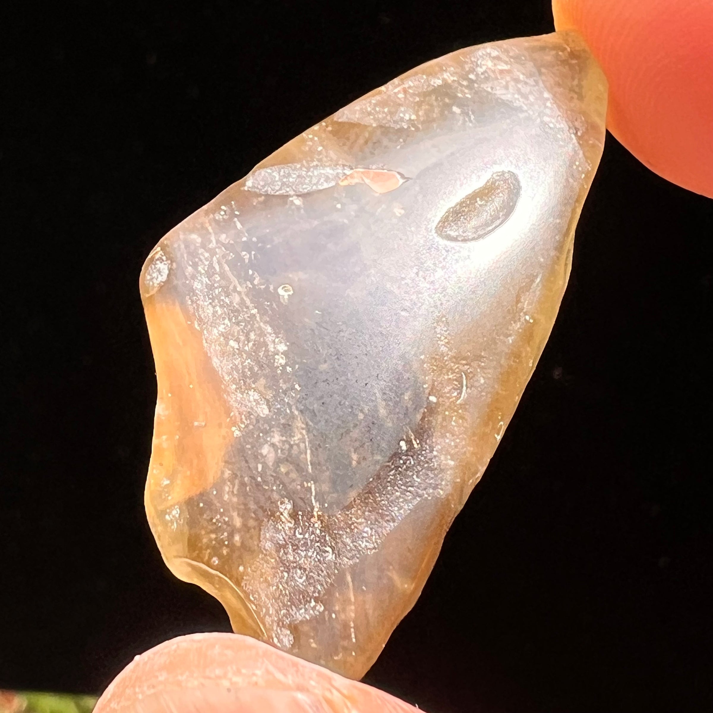 Libyan Desert Glass w/ Schlieren 10.2 grams #530-Moldavite Life