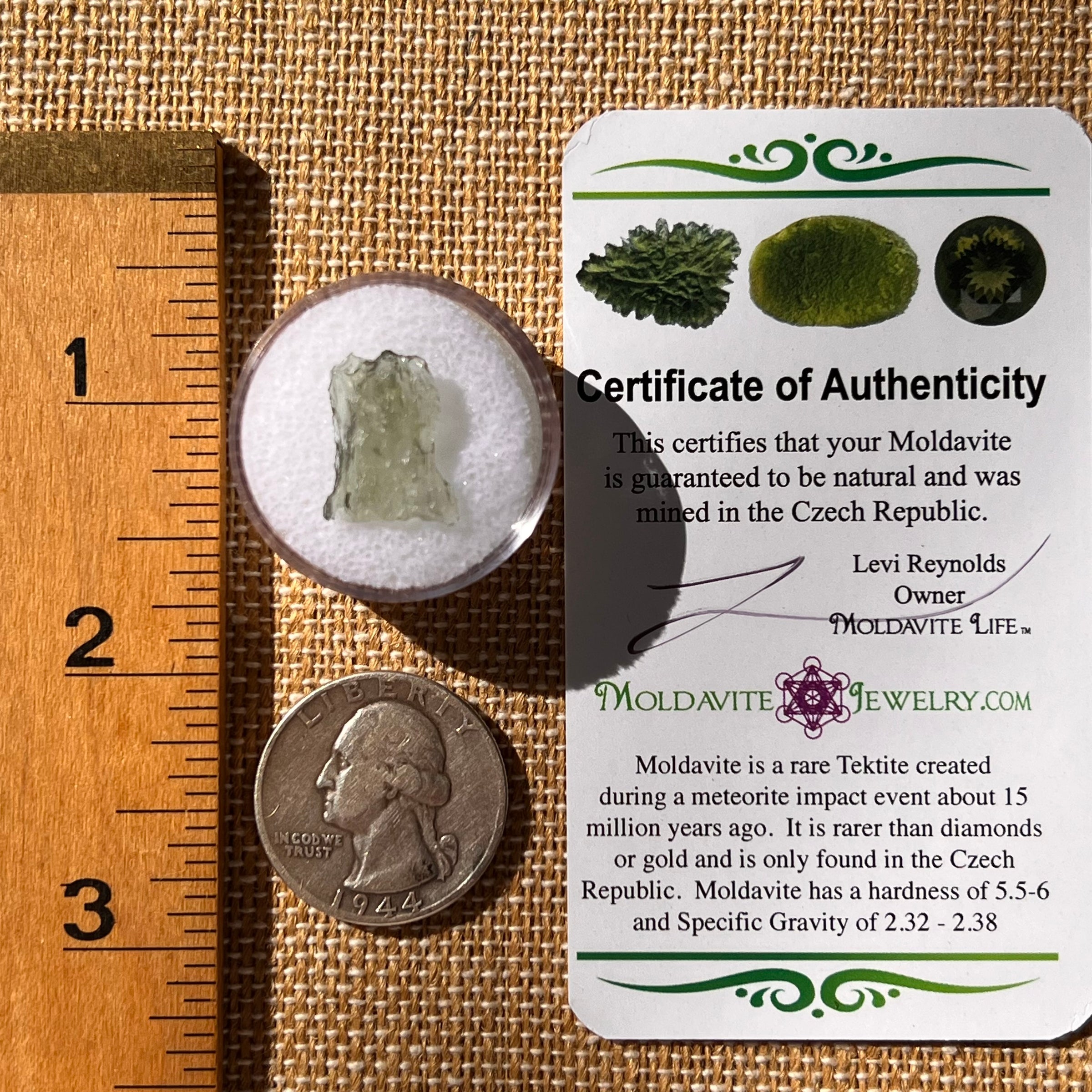 Moldavite 0.4 grams #2234-Moldavite Life