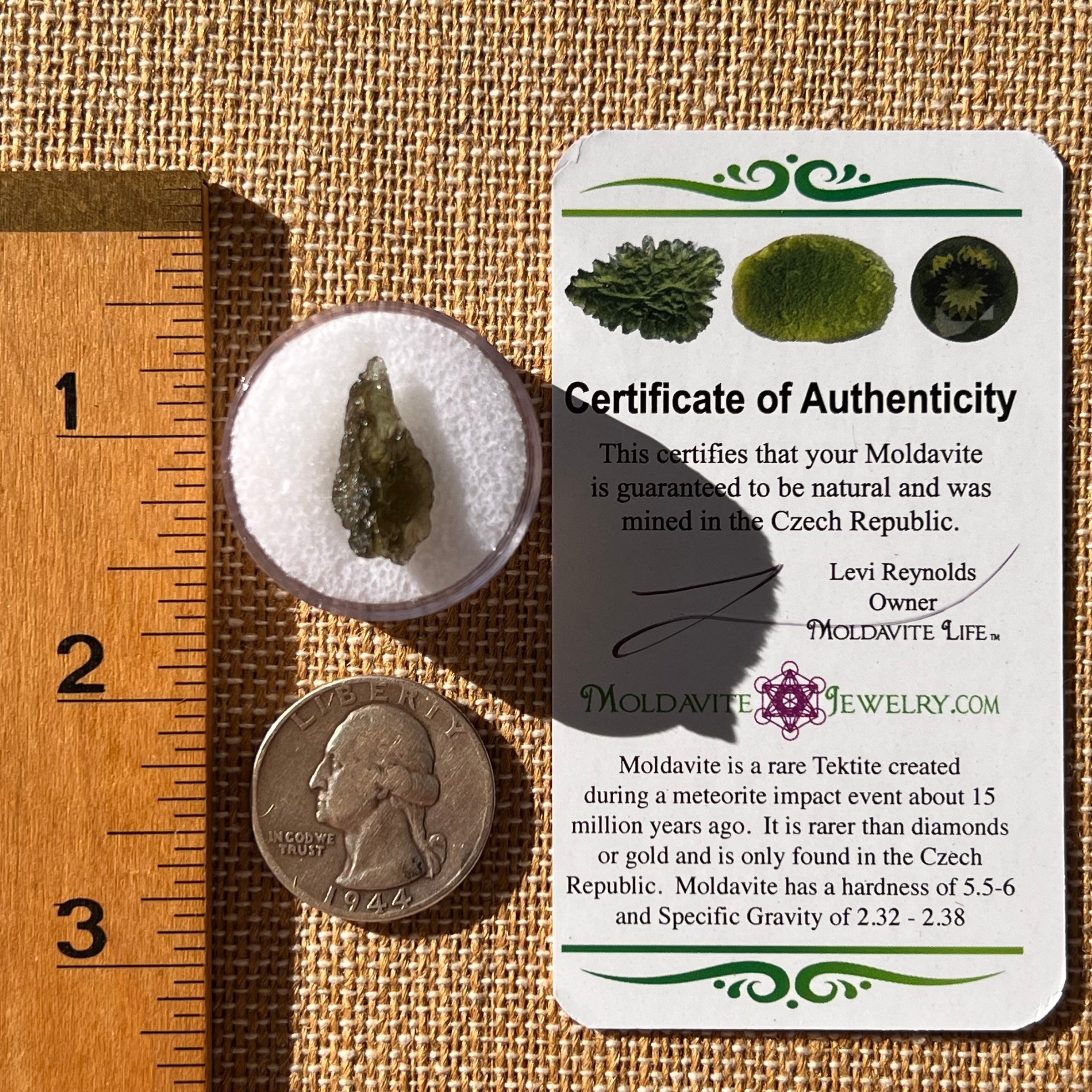 Moldavite 0.7 gram #2289-Moldavite Life