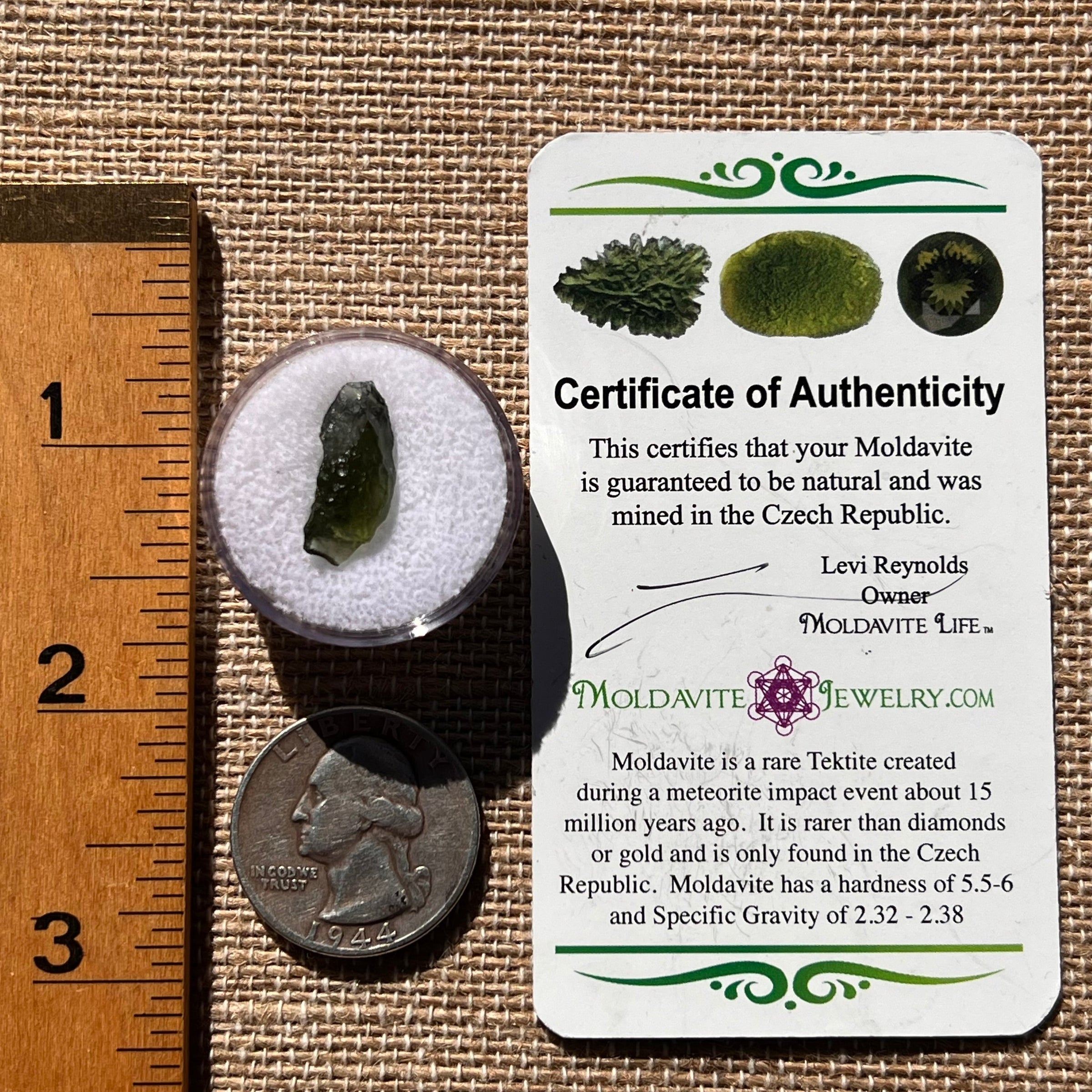 Moldavite 0.8 grams #1882-Moldavite Life