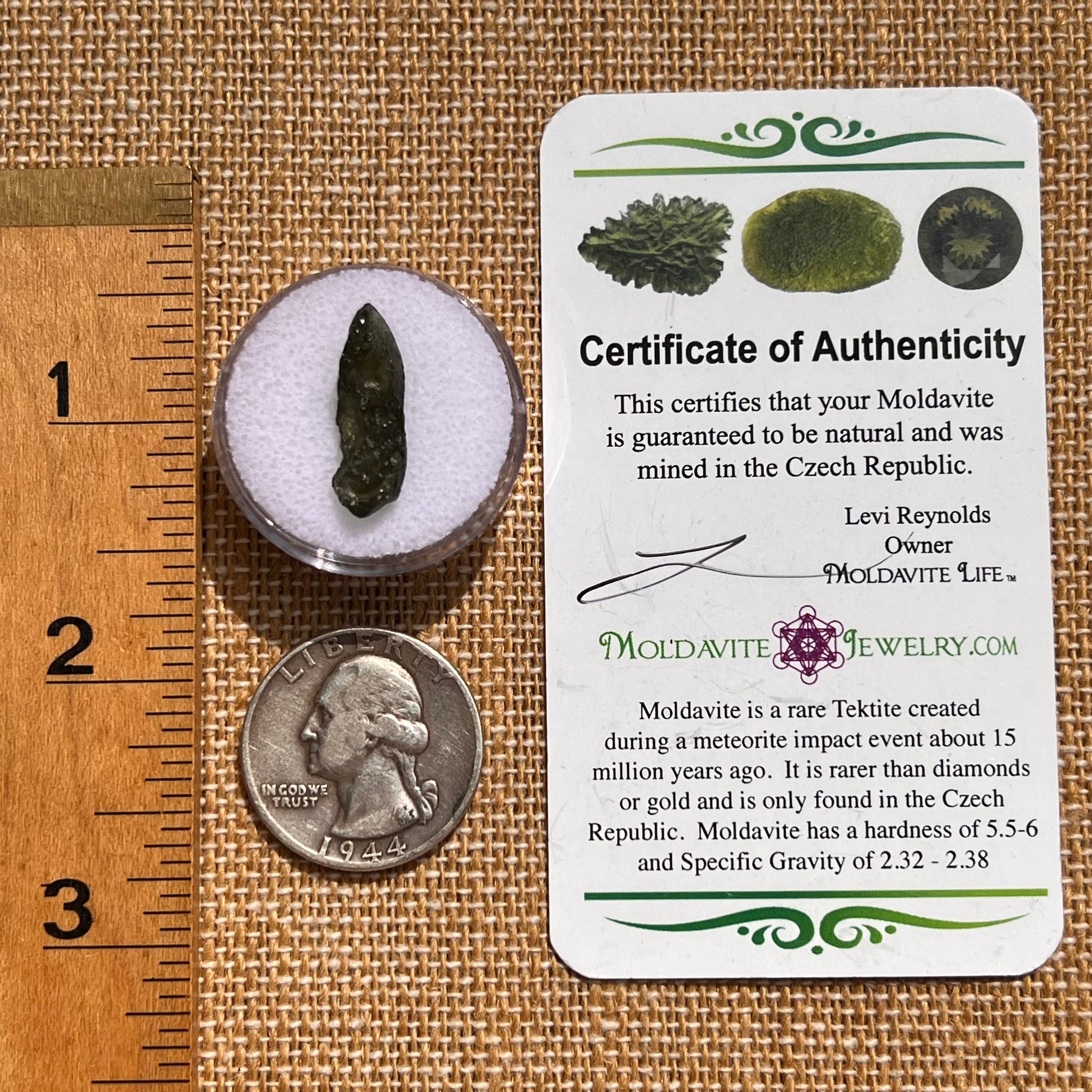 Moldavite 0.8 grams #2099-Moldavite Life