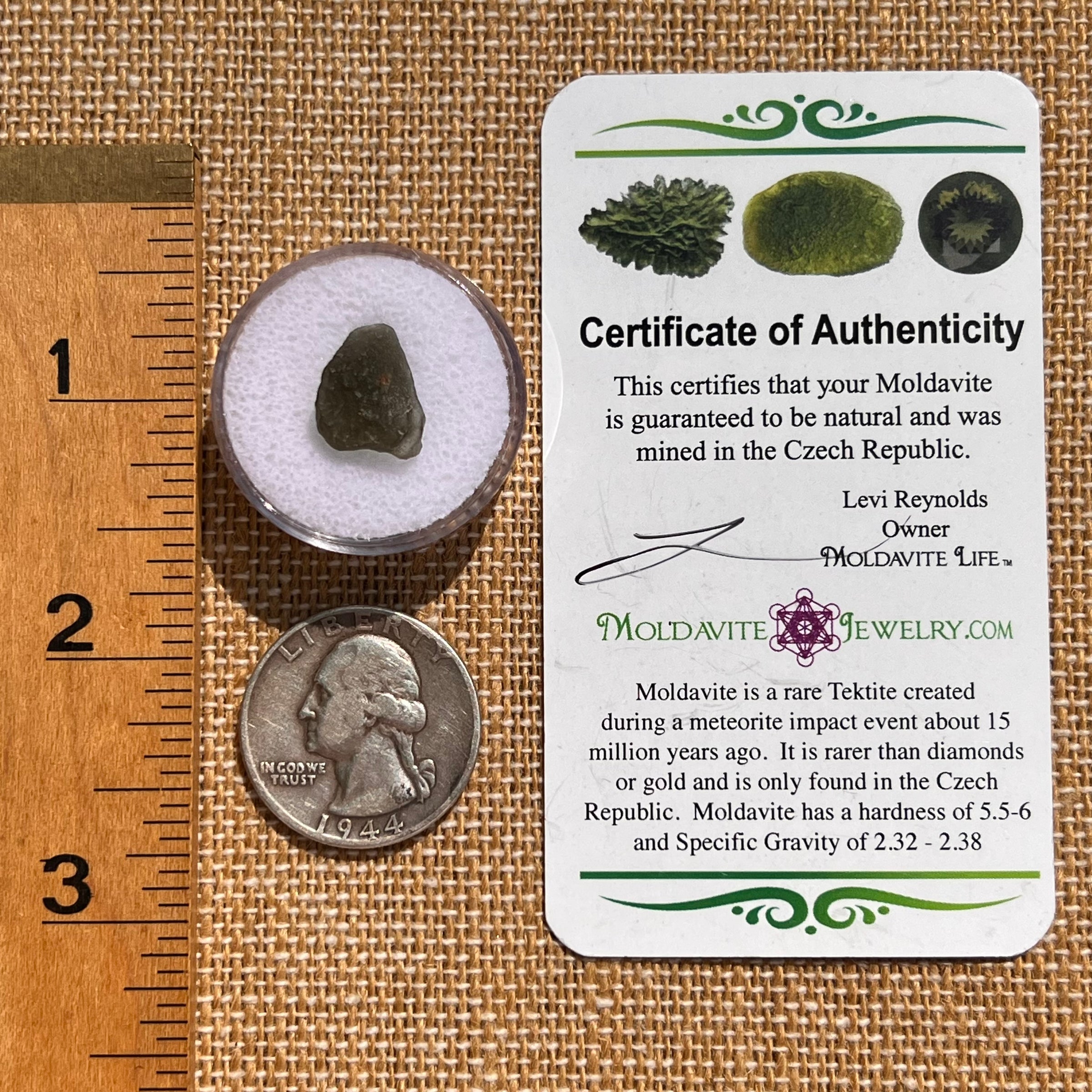 Moldavite 0.8 grams #2101-Moldavite Life