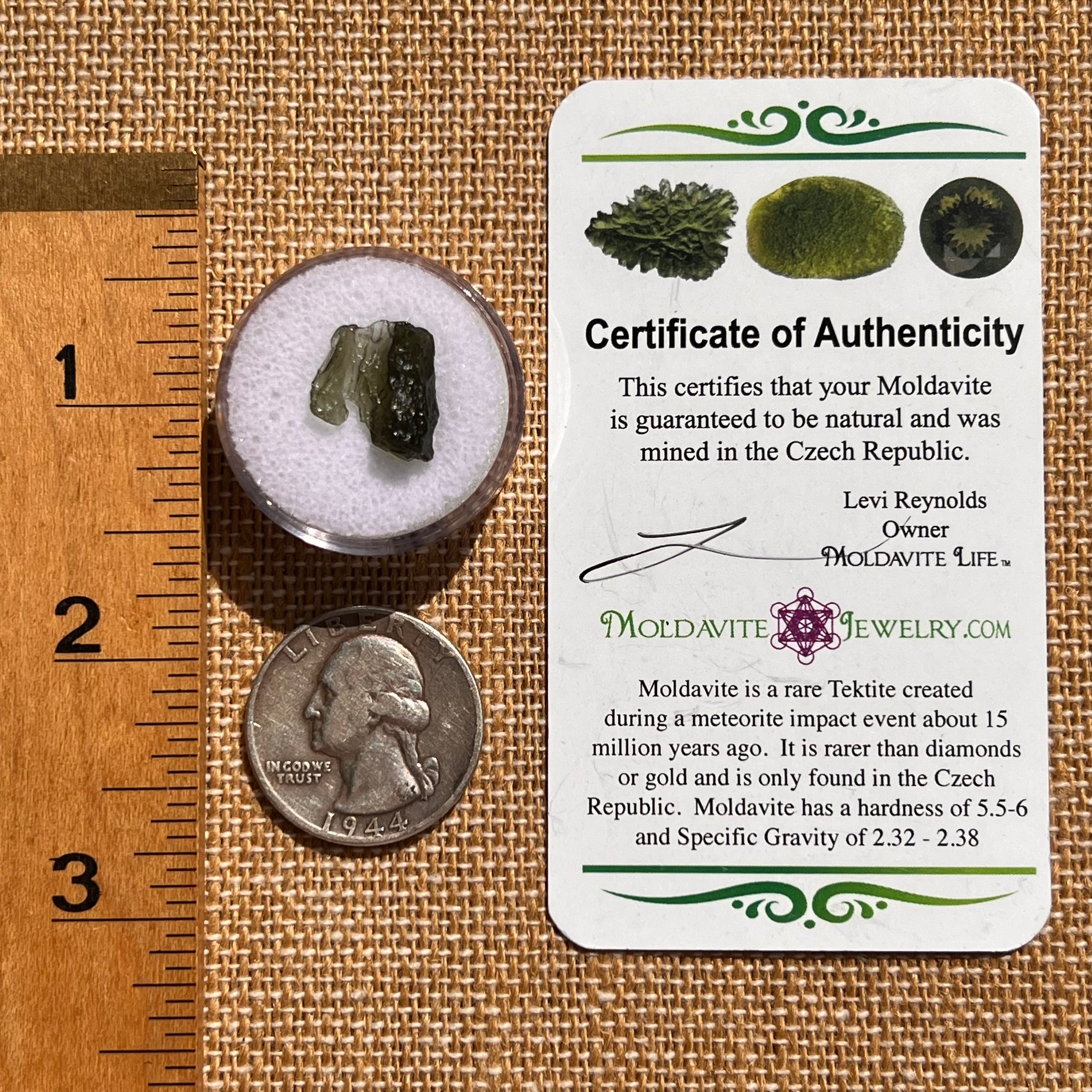 Moldavite 0.8 grams #2112-Moldavite Life