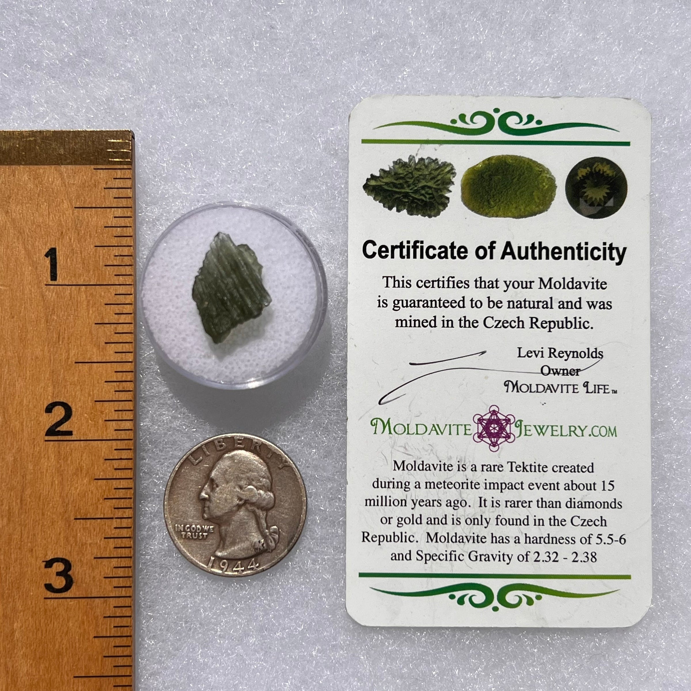 Moldavite 0.9 grams #1831-Moldavite Life