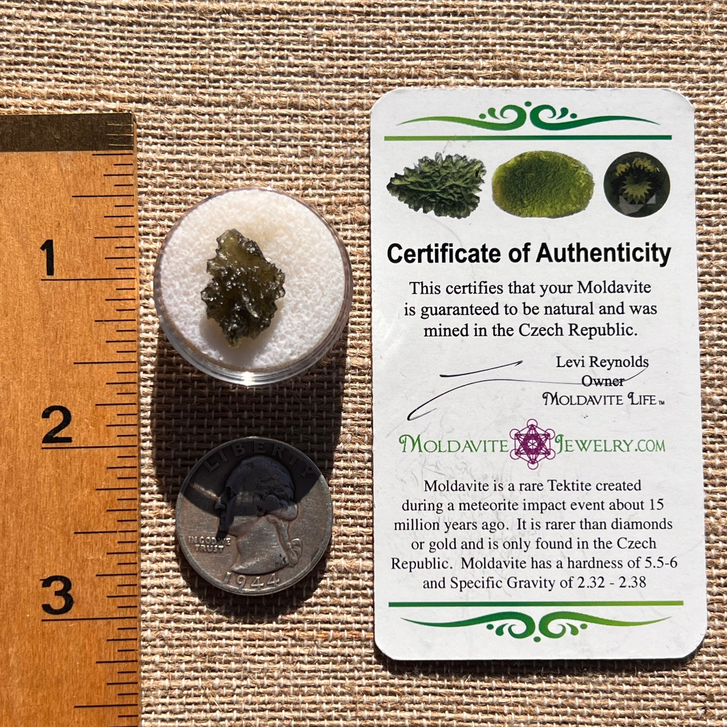 Moldavite 0.9 grams #1987-Moldavite Life