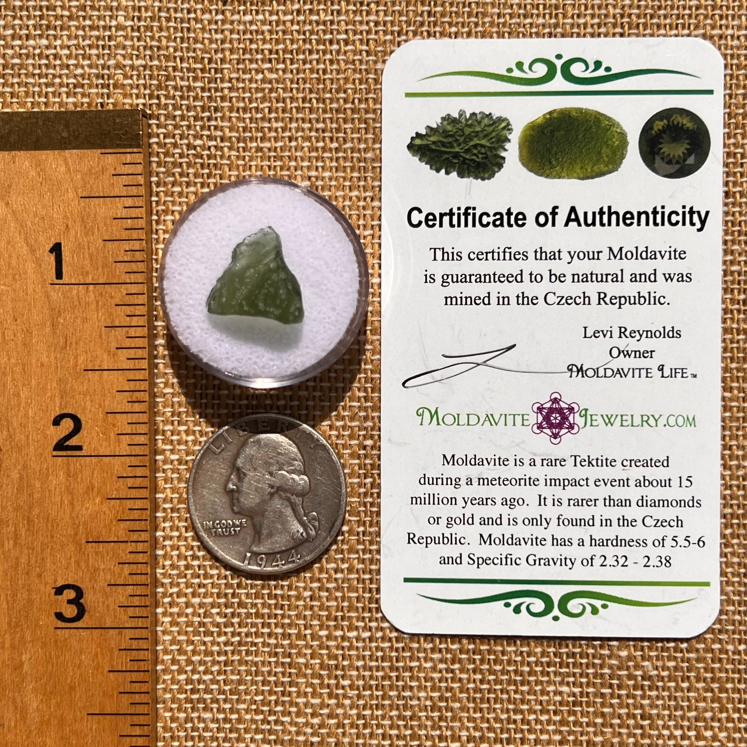 Moldavite 0.9 grams #2080-Moldavite Life