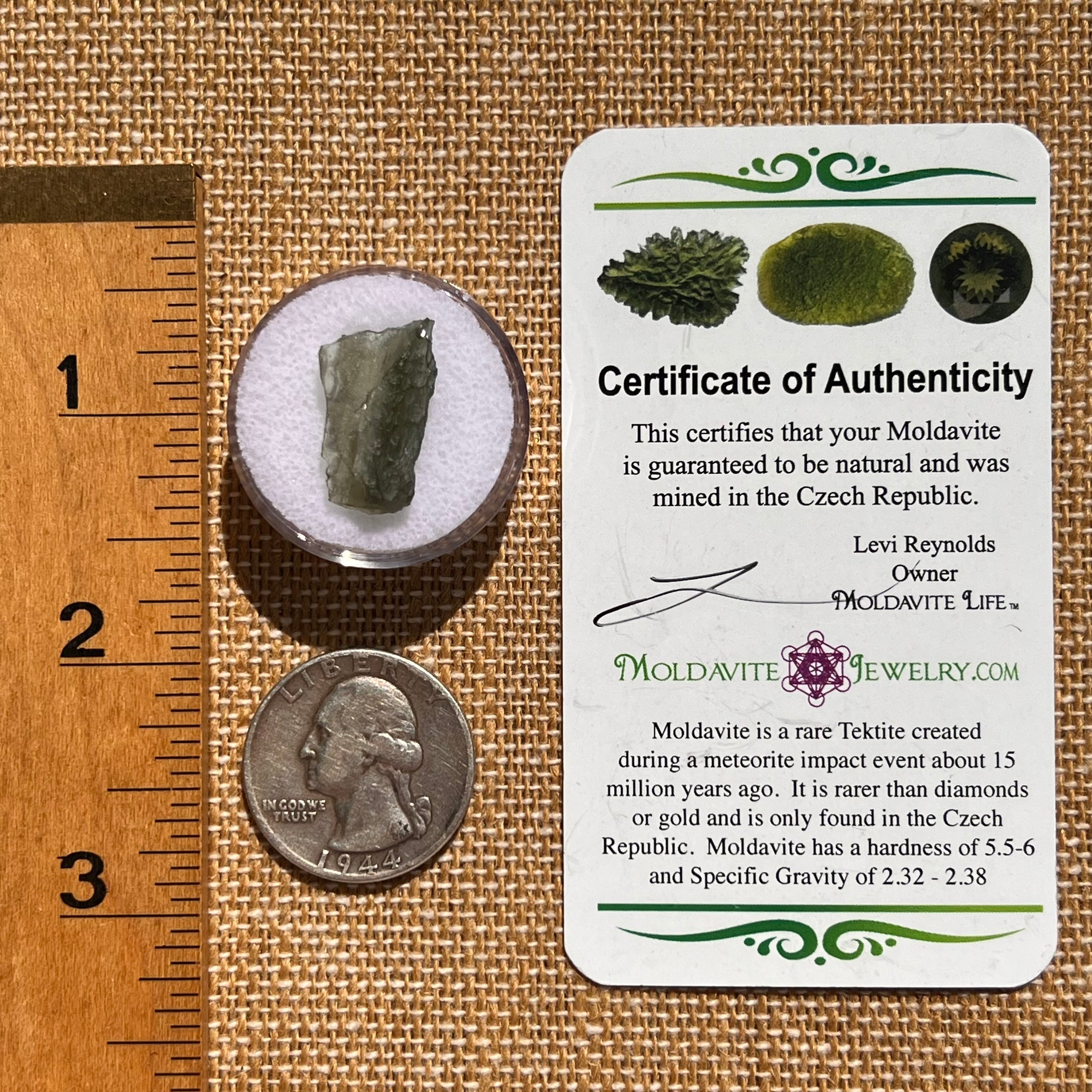 Moldavite 0.9 grams #2093-Moldavite Life