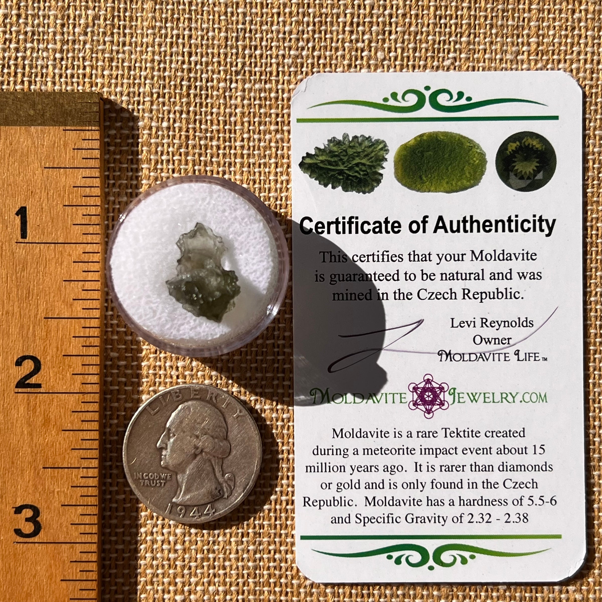 Moldavite 0.9 grams #2248-Moldavite Life