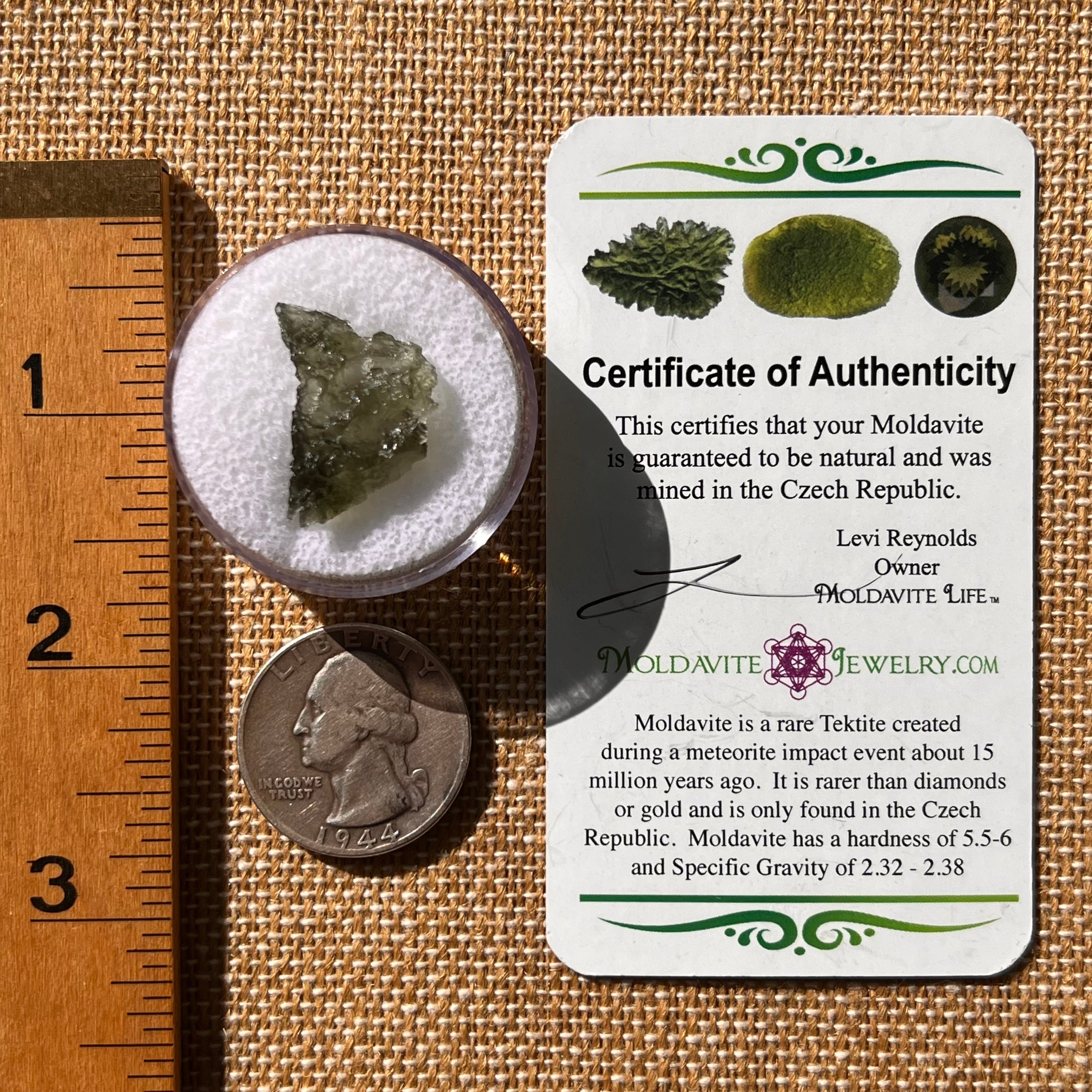 Moldavite 1.3 grams #2115-Moldavite Life