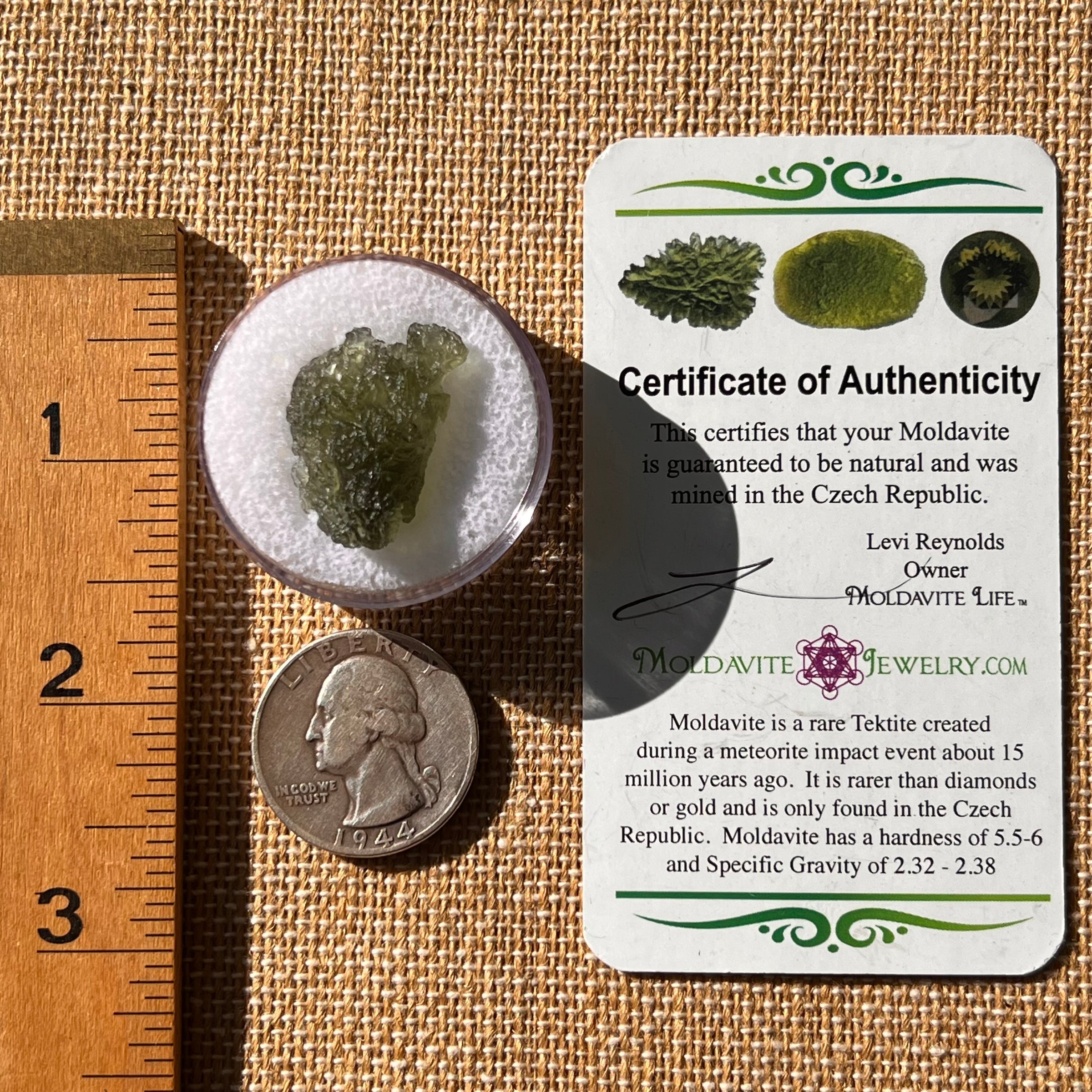 Moldavite 2.4 grams #2147-Moldavite Life