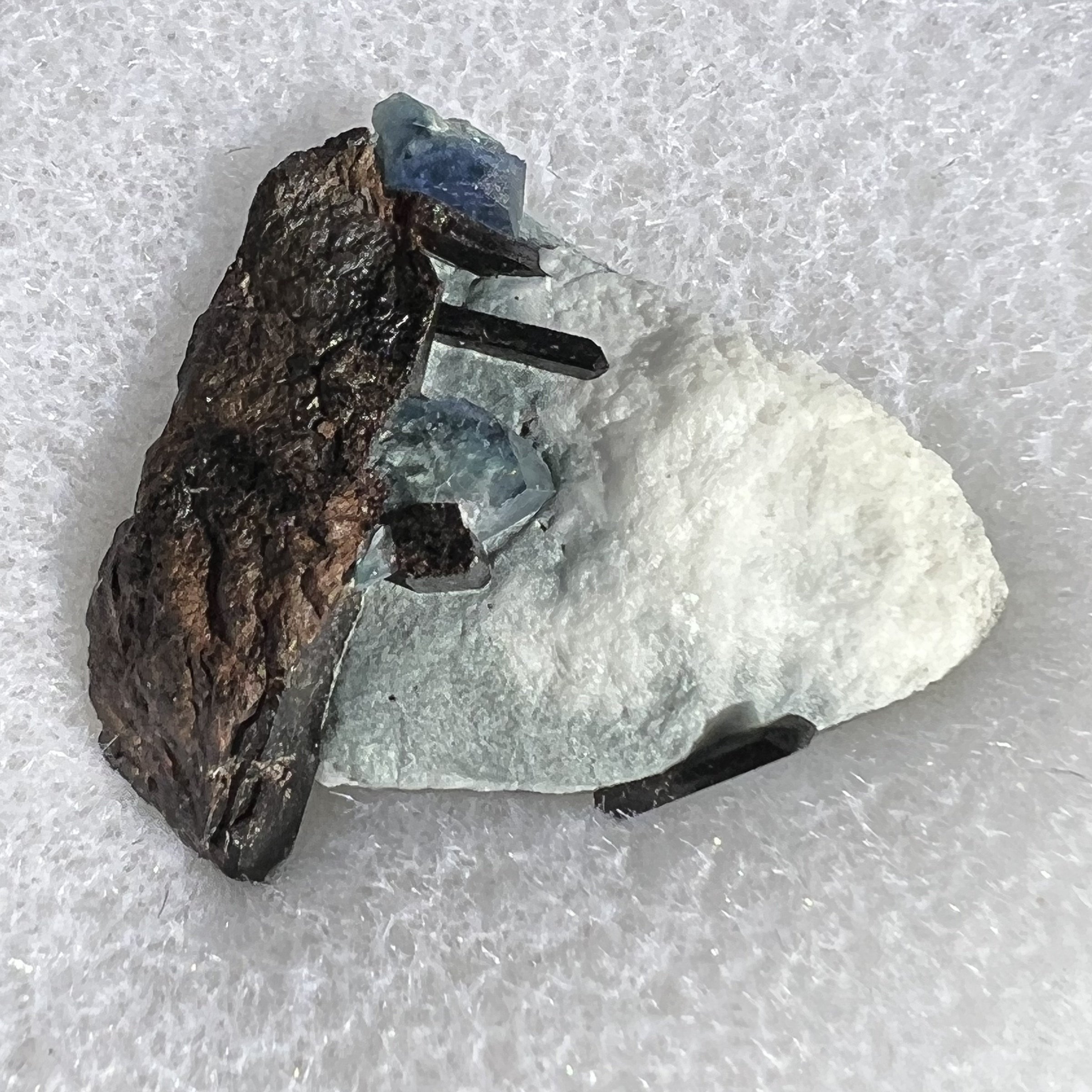 Benitoite, Neptunite, Natrolite, & Crossite-Moldavite Life