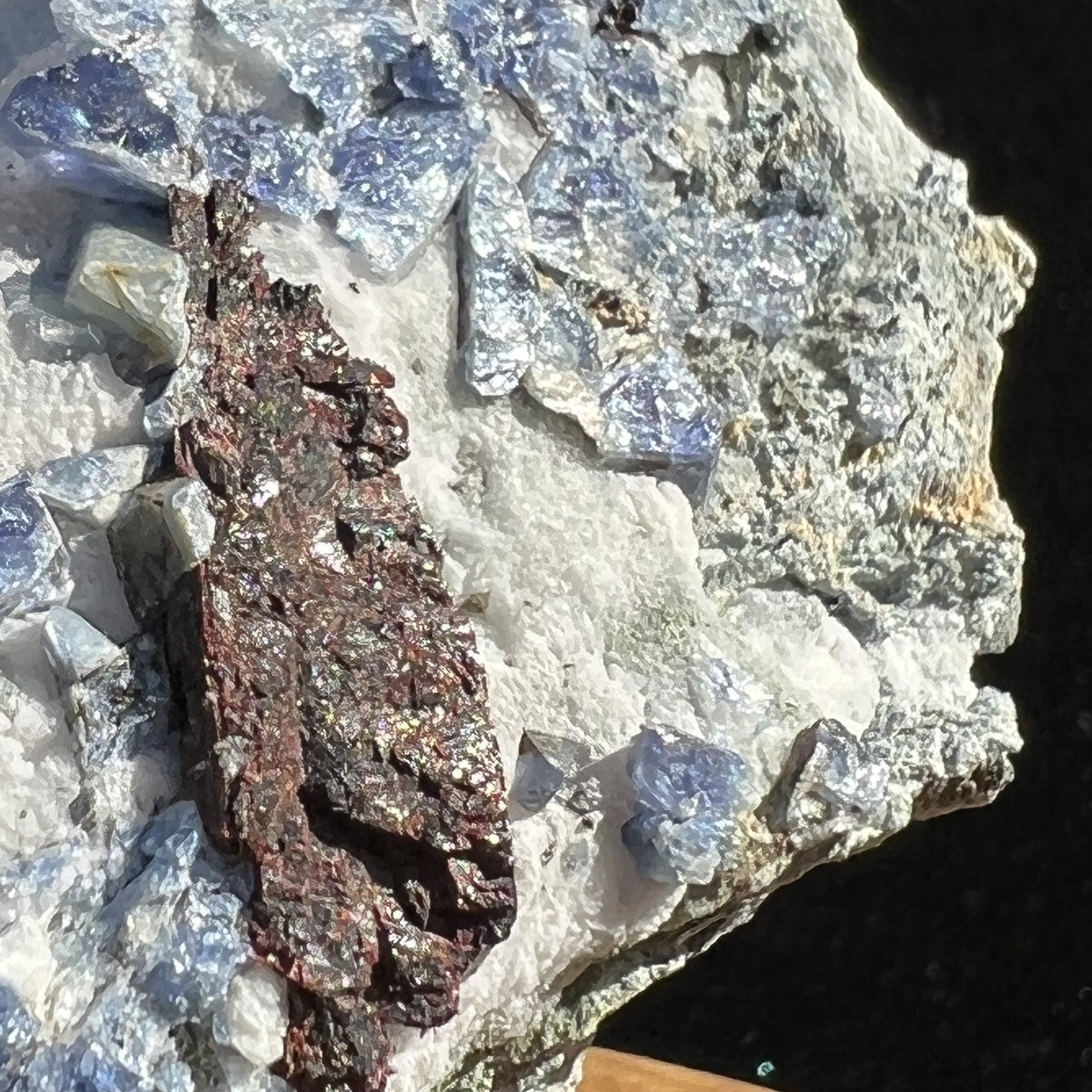 Benitoite, Neptunite, Natrolite, & Crossite-Moldavite Life