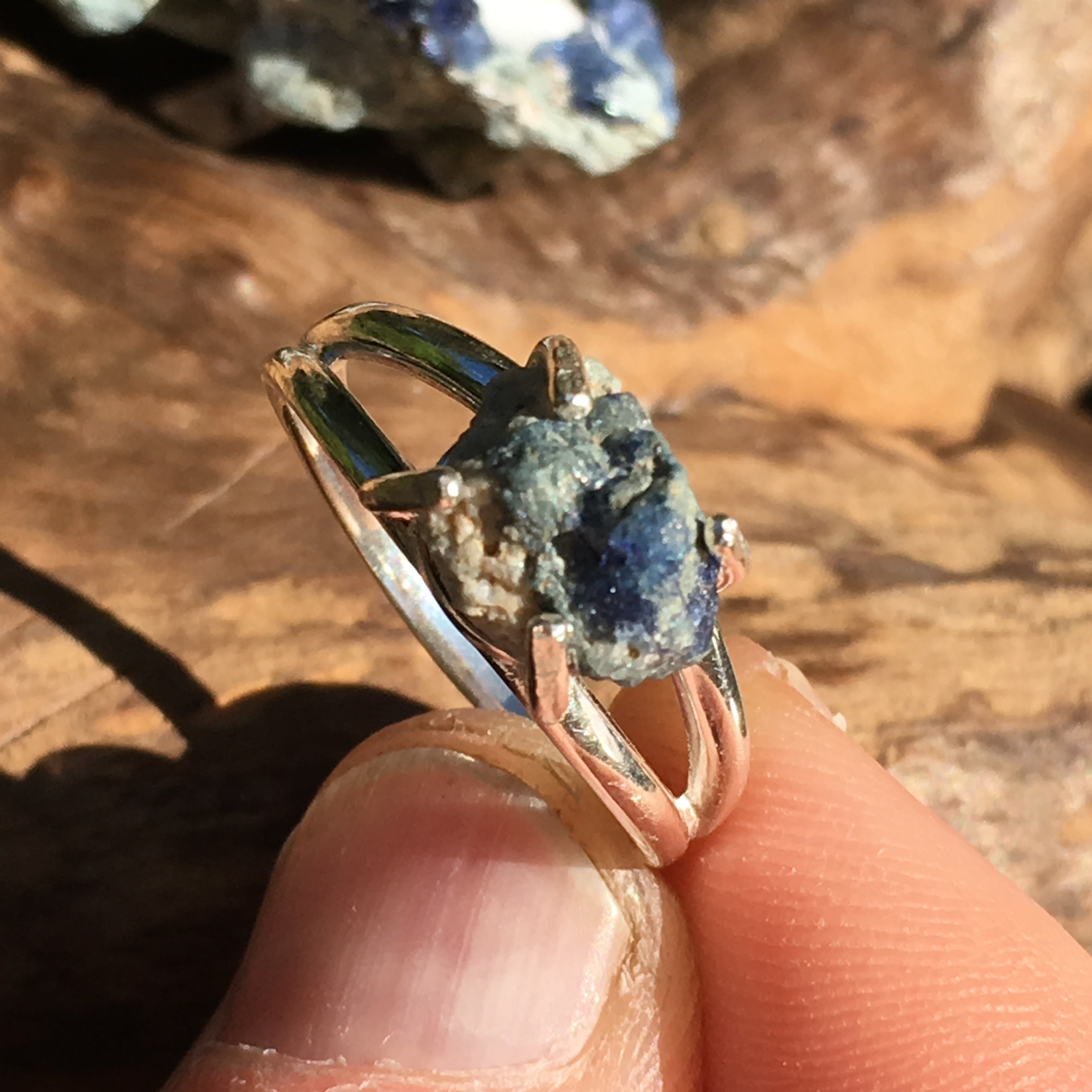 Benitoite ring store