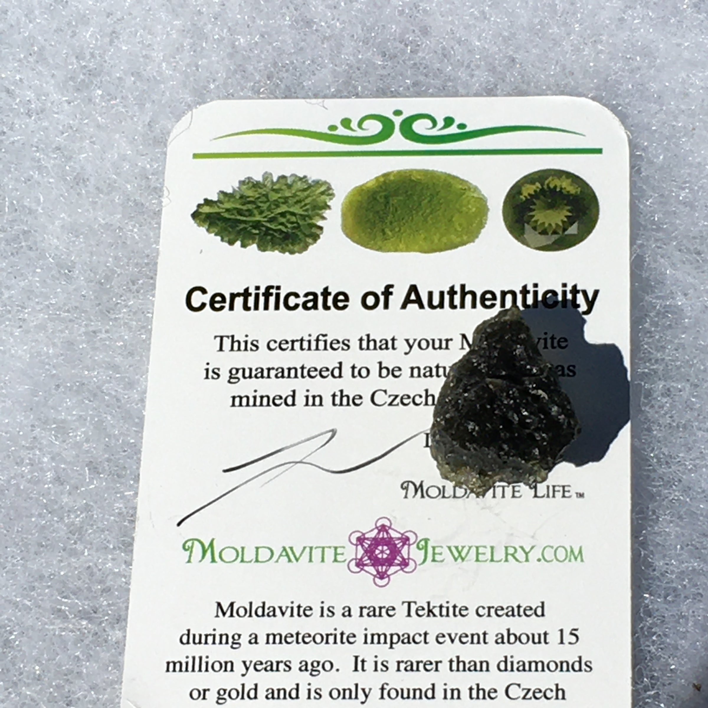 Genuine Moldavite 3.0 grams-Moldavite Life