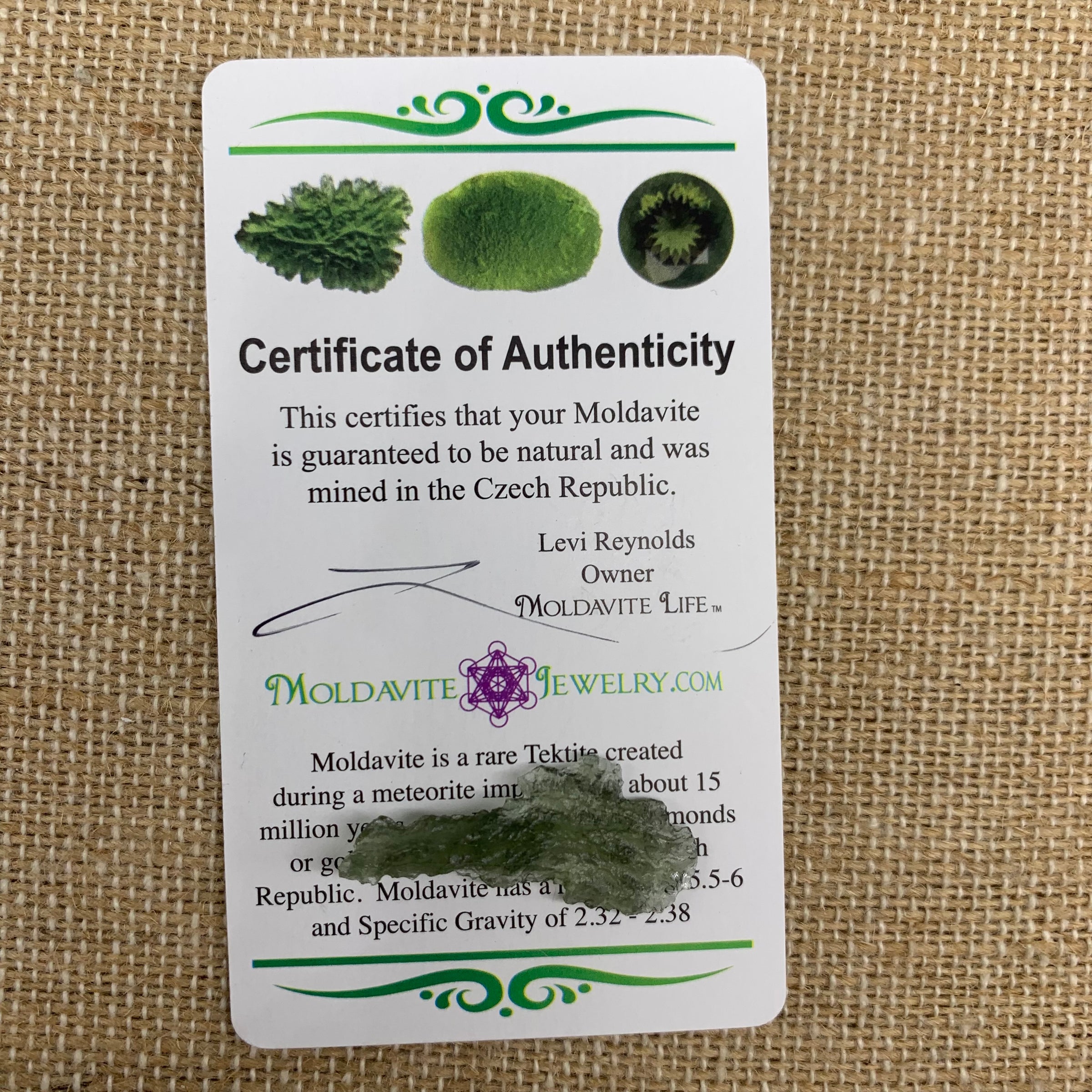 Besednice Moldavite 0.9 gram