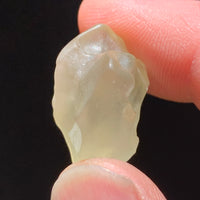 Libyan Desert Glass 5.7 grams-Moldavite Life