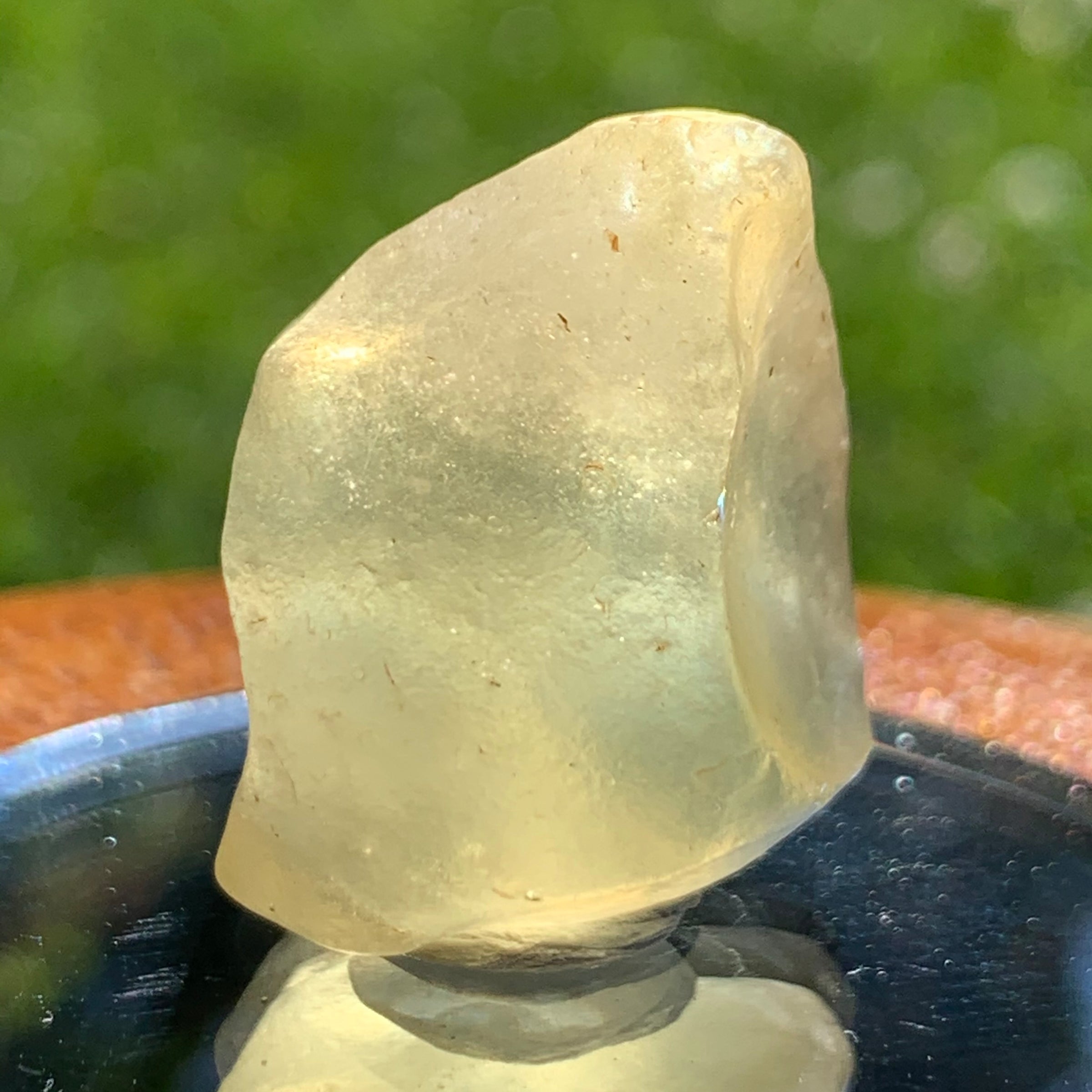 Libyan Desert Glass 13.5 grams-Moldavite Life