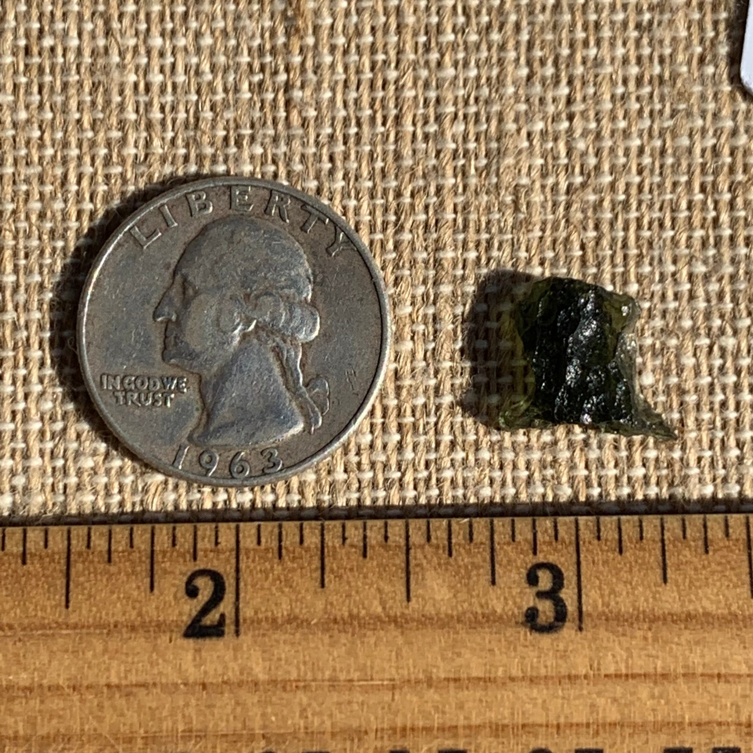 Moldavite 0.68 gram M1333-Moldavite Life