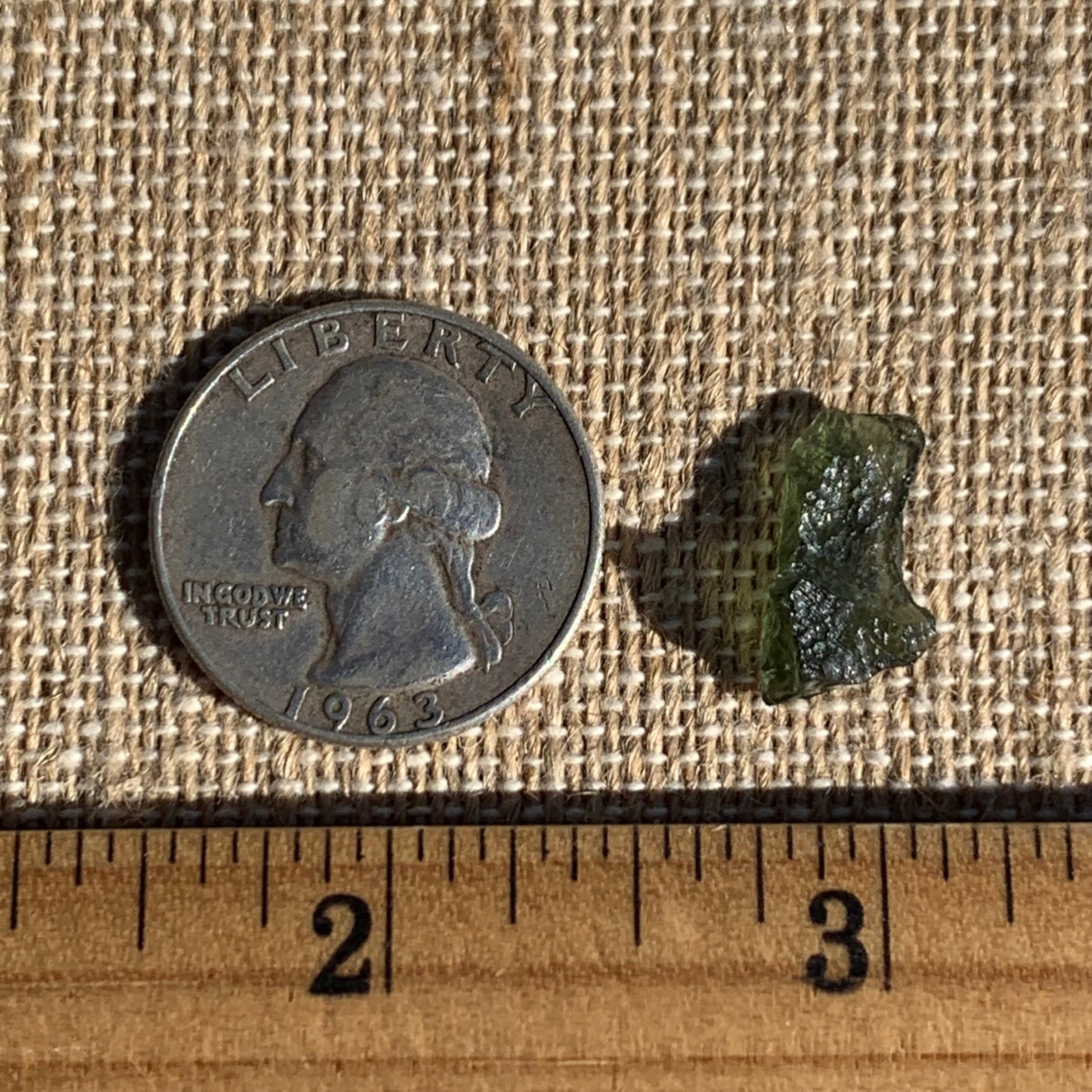 Moldavite 0.72 gram M1344-Moldavite Life