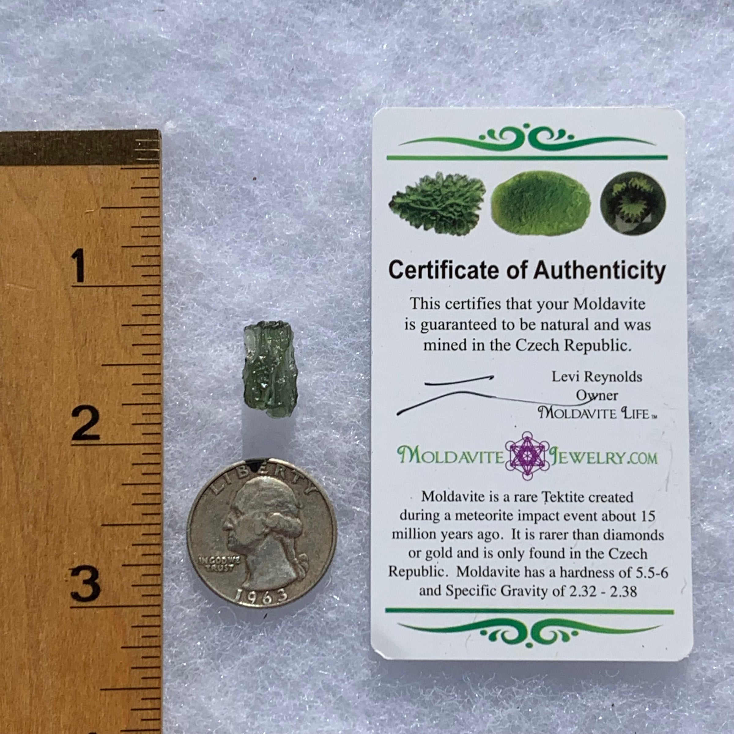 Moldavite 0.83 grams M1362-Moldavite Life