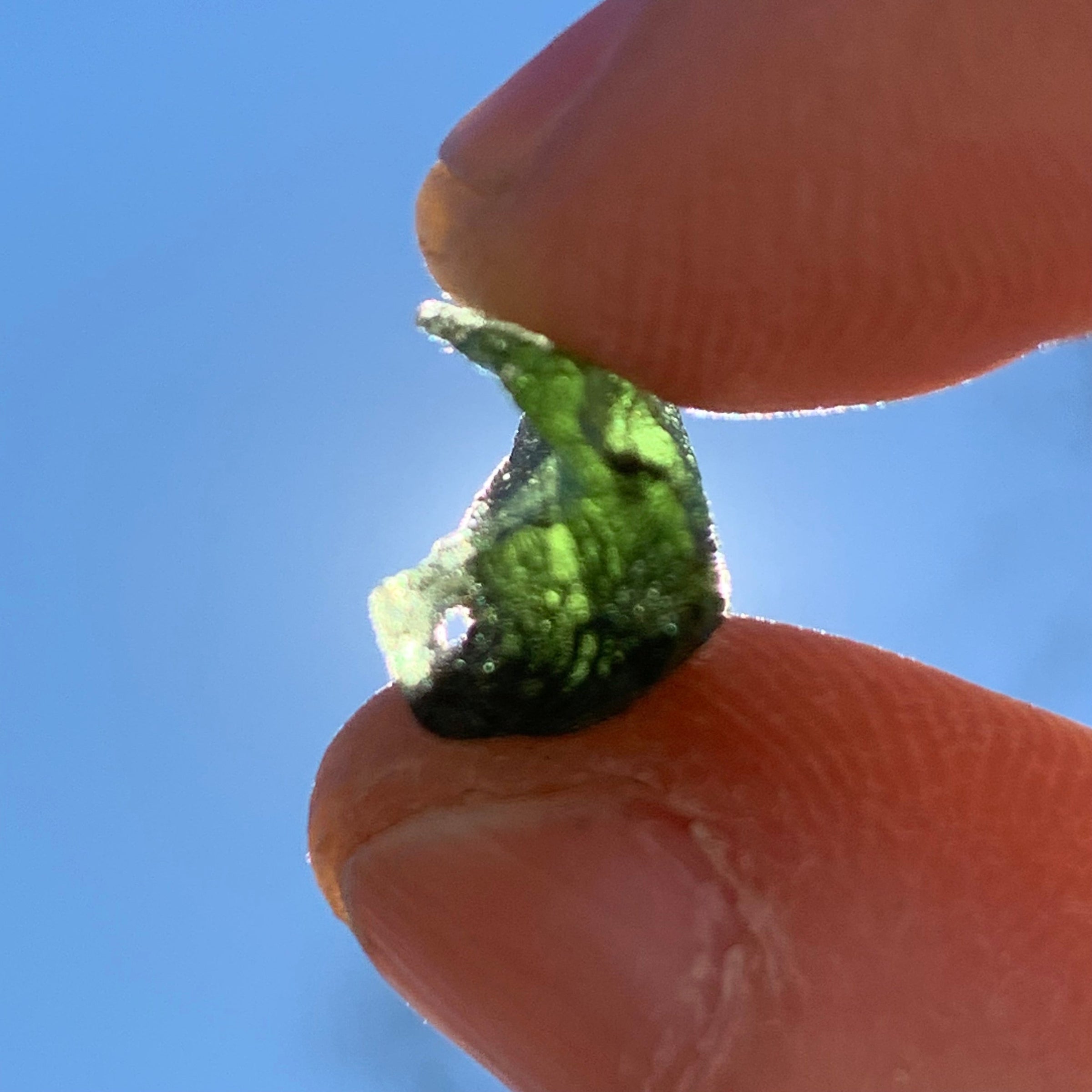 Moldavite 0.96 gram M1341-Moldavite Life