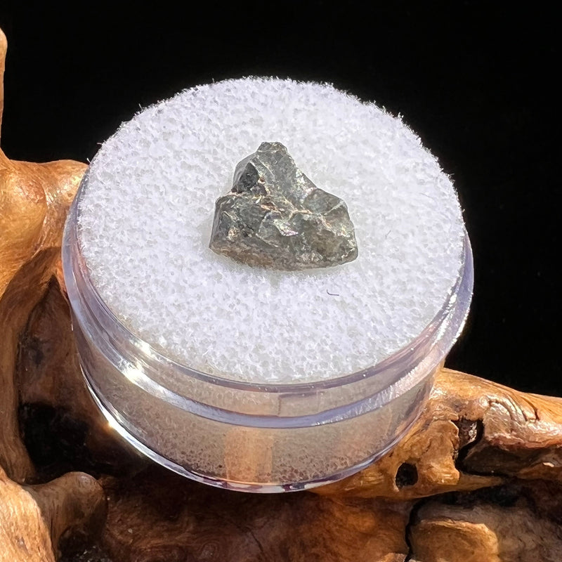 Tatahouine Meteorite 0.7 grams #61-Moldavite Life