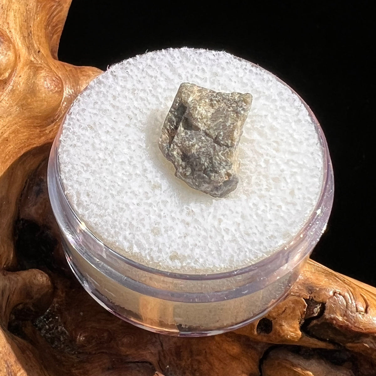 Tatahouine Meteorite 1.1 grams #54-Moldavite Life