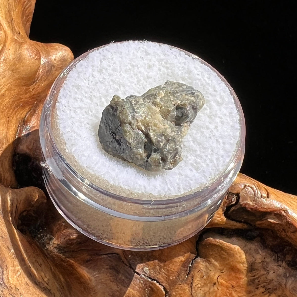 Tatahouine Meteorite 1.6 grams #69-Moldavite Life