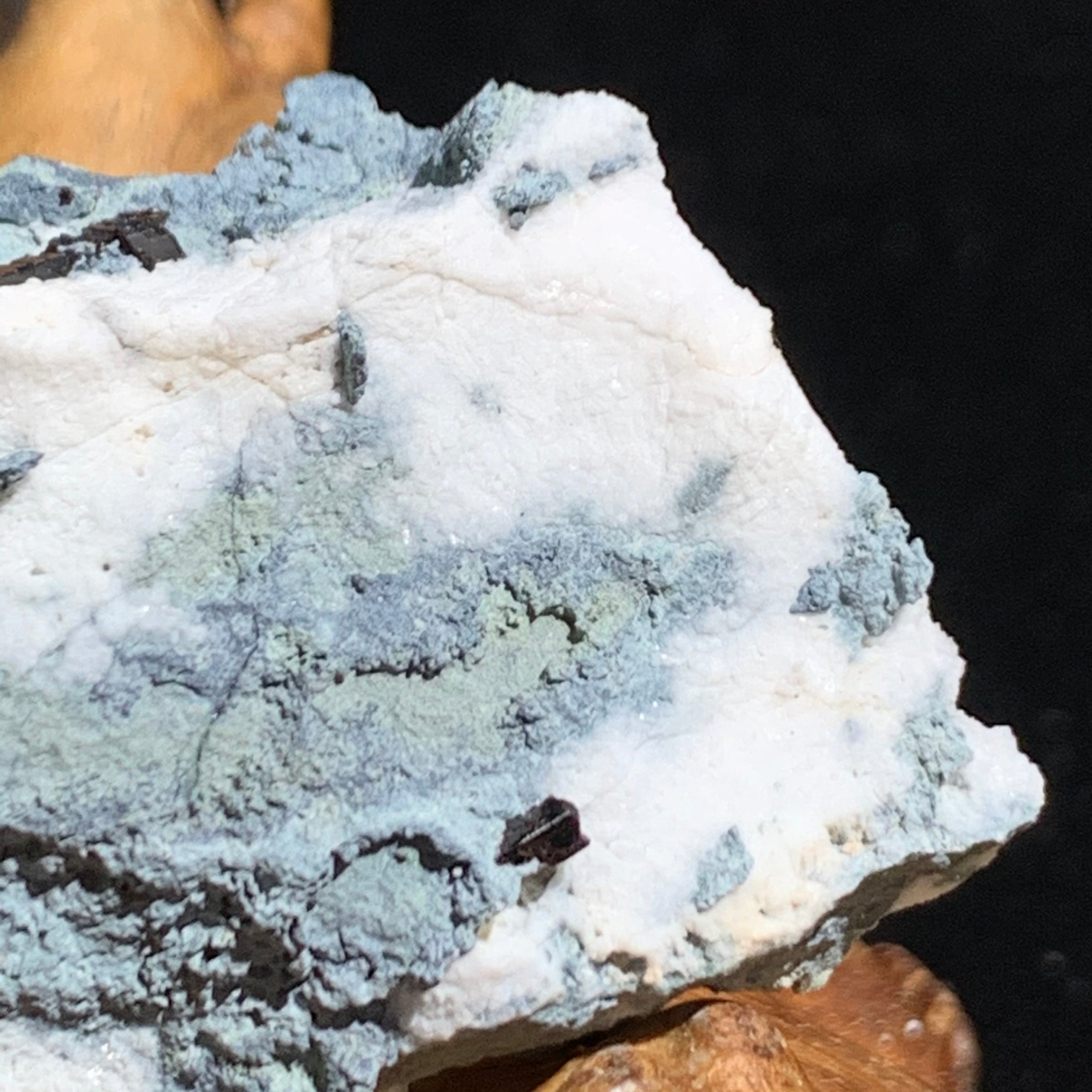 Benitoite, Neptunite, Natrolite, & Crossite